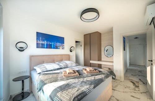Sukosan Apartment | Marina-Bay-Resort - with Pool - first line to the sea