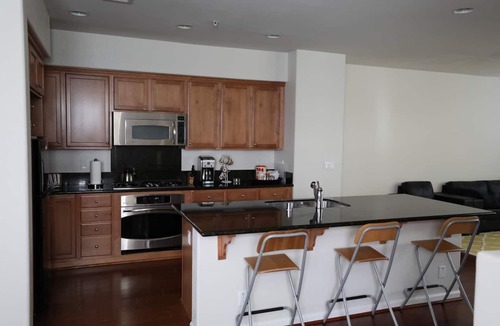 Marina Bay House | Marina Bay Saddle