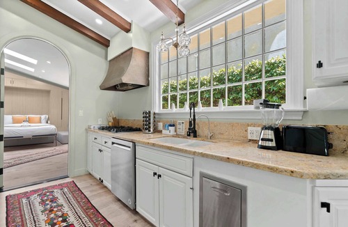 Marina Peninsula House | Marina del Rey 4BR | Near Beach by Colby & Conrad