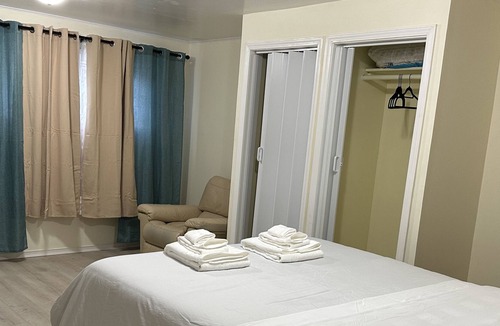 Des Moines House | Marina Dr. @Des Moinse