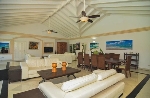 Casa de Campo Villa | Marina Front Sea Villa