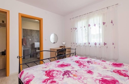 Vinez House | Marina (LBN411) by Interhome