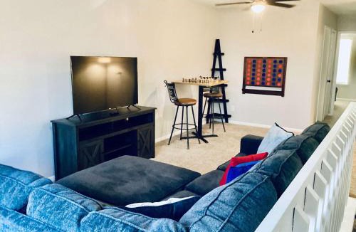 Clear Lake Shores House | Marina Maison 2BDR Condo