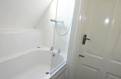 Hull Apartment | Marina Mews 2