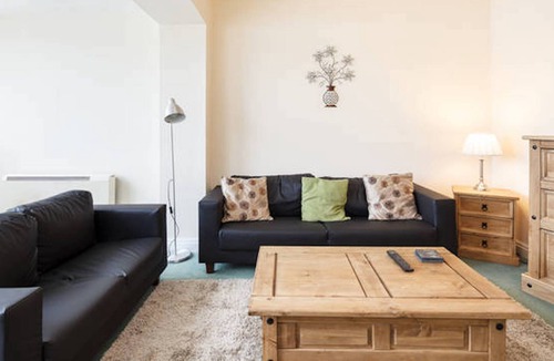 Preston Apartment | Marina Princes Reach