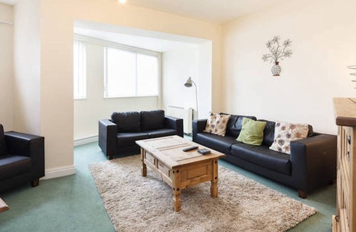 Preston Apartment | Marina Princes Reach