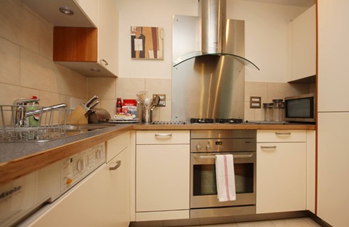 Poole Apartment | Marina Secret - with Free Parking