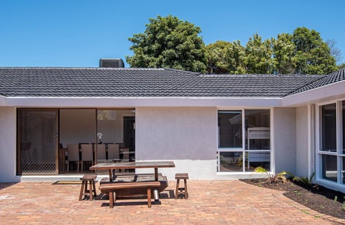 Hastings House | Marina Side Holidays in Hastings