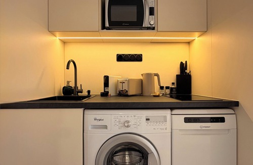 Mandelieu-La-Napoule Apartment | Marina Suites Résidence & Services
