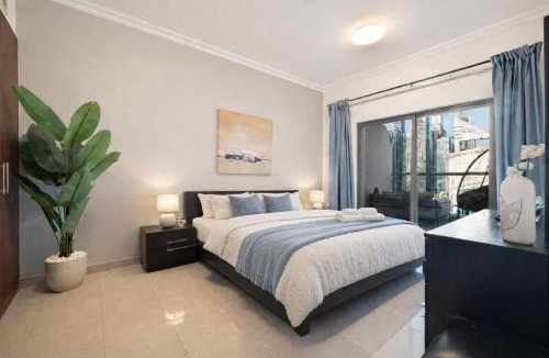 Dubai Marina Apartment | Marina View 1BR - Huge Balcony, Near Mall