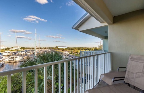Ruskin Condo | Marina View! 2 bdrm Beach Resort- Sleeps 6! Walk to the beach, restaurants and resort amenities!