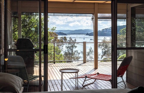 Killcare House | Marina View Summary: