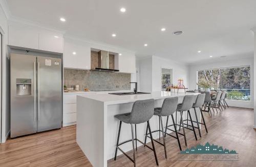 Moama House | Marina Views