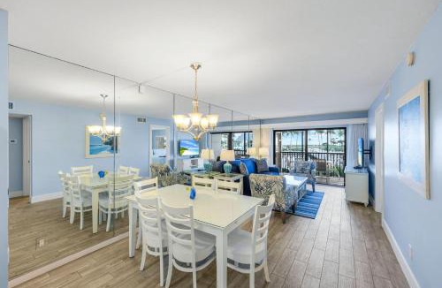 Captiva Apartment | Marina Villa 705