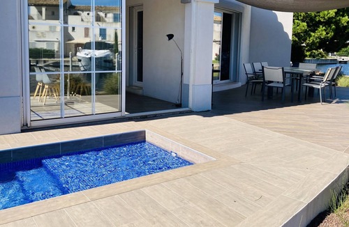 Aigues-Mortes Villa | Marina with private swimming pool
