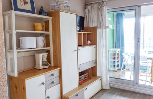 Saint-Cyprien Plage Apartment | Marinas du Ponant by Interhome