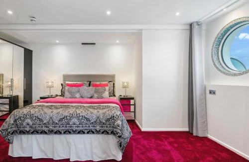 Milford on Sea Hotel | Marine House