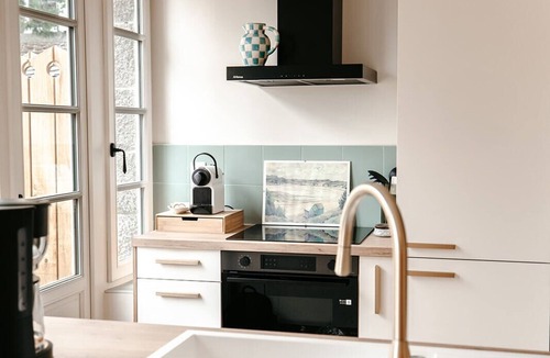 Pleudihen-sur-Rance House | Marine lodge "between land and sea"