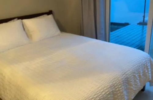 Northeast Tacoma House | Marine View Drive Waterfront