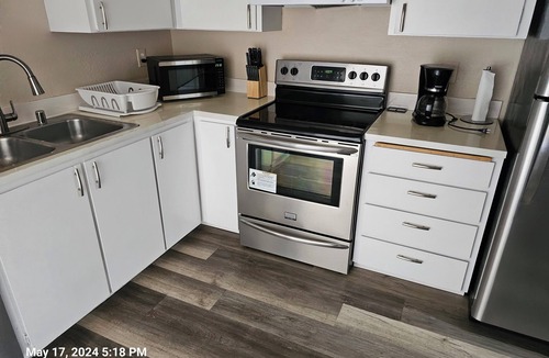 Everett House | Marine View Townhouse