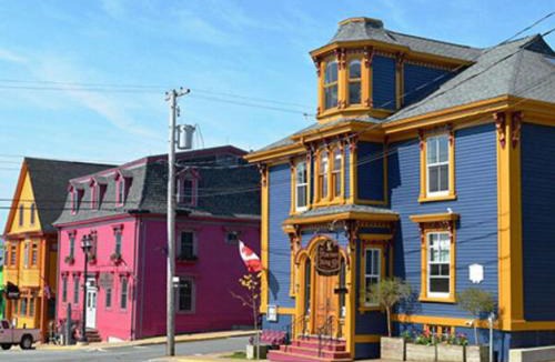 Pinehouse Hotel | Mariner King Inn