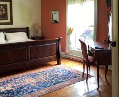 Pinehouse Hotel | Mariner King Inn