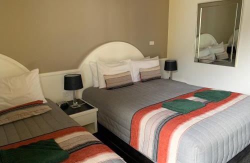Laurieton Hotel | Mariner Motel