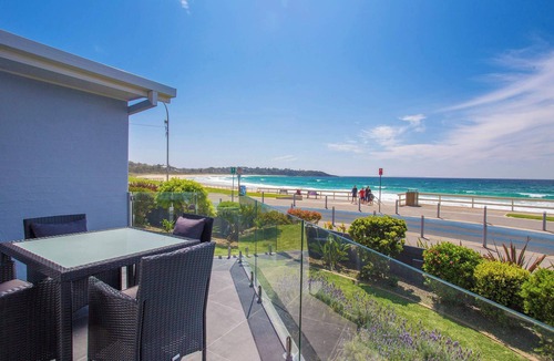 Mollymook Apartment | Mariners 2 Summary: L