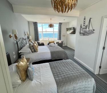 Seaton House | Mariners Hotel