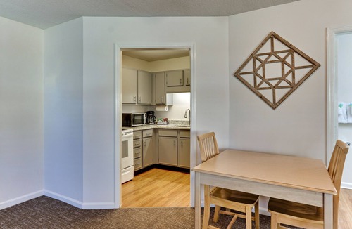 Kingsland Hotel | Mariners Suites