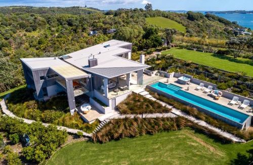 Matiatia Bay Cabin | Marino Ridge