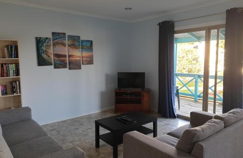 Warrenben Resort | Marion Bay Holiday Villas