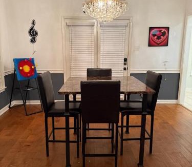 Gavin House | Marion Getaway