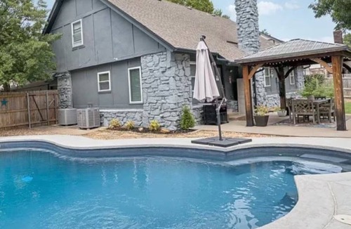 South Tulsa House | Marion Haus: Pool, Hot Tub & Game Room Fun!