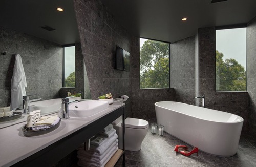 Mitchell Park Hotel | Marion Hotel