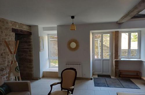 Baulme-la-Roche House | Marionnette