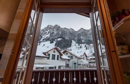 Fluehli Apartment | Maris apartment for up to 8 people :)