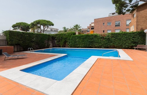 Castelldefels Apartment | Maritim beach apartment+aacc+pking+pool