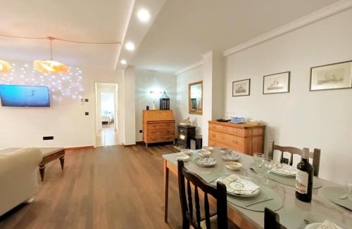 Sant Feliu de Guixols House | MARITIM CENTRAL "Suites Deluxe" con salón-comedor y cocina privada