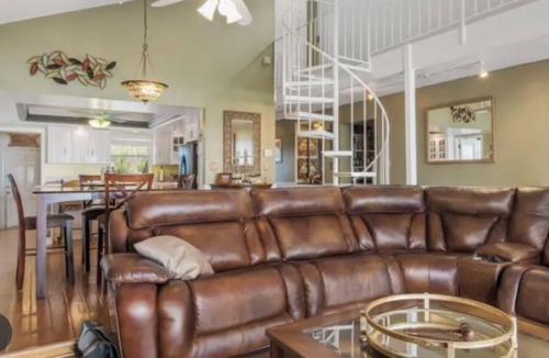 Tropic Villa | Marker 99 Resort