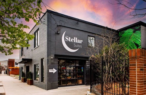East Market District Apartment | Market #11 · Stellar Suites | Garden Studio in NuLu | Bikes