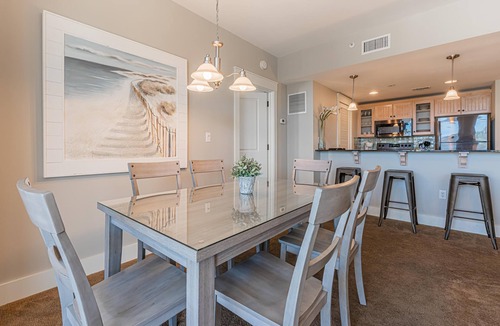 Baytowne Wharf Condo | Market Street Inn 444