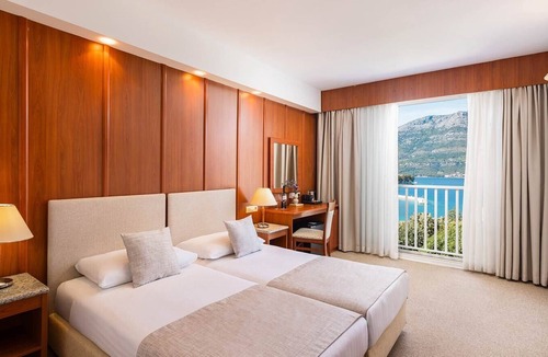 Cove Tri Zala (Zrnovo) Hotel | Marko Polo Maradiso Hotel by Aminess