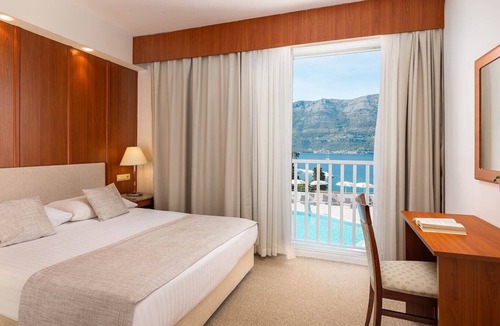 Cove Tri Zala (Zrnovo) Hotel | Marko Polo Maradiso Hotel by Aminess