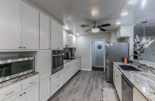 Temple House | Marlandwood Estate - Spacious 5-bedroom house in Temple with outdoor space