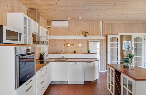 Frederikshavn House | "Marlena" - 150m from the sea by Interhome