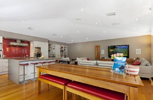 Patonga House | Marley's Retreat by HolidayCo.