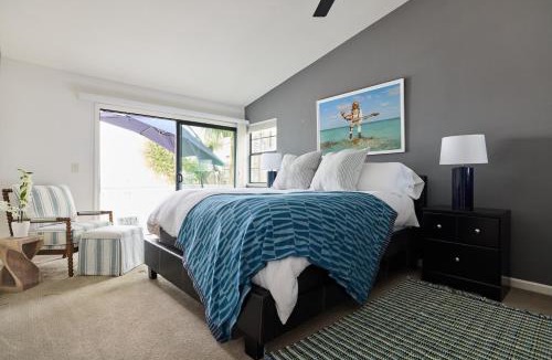 Discovery Bay House | Marlin Cove Pet Friendly Waterfront Retreat