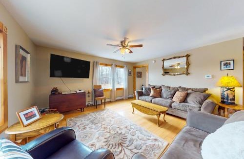 North Troy House | Marlin's Way