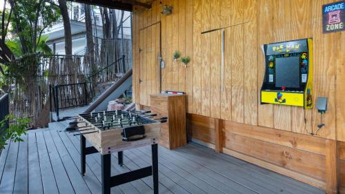 Woodland Hills House | Marmol Vista by AvantStay